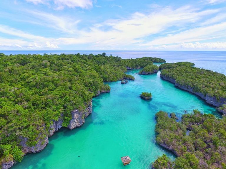 Tempat Wisata Terkenal Di Maluku