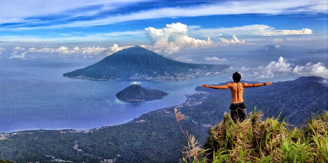 Gunung di Ambon