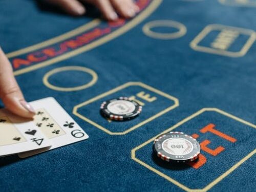 how to gamble online for free